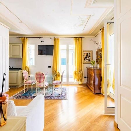 Apartmán La Casa Al Mare Centro Storico Di Loano Con Garage Exteriér fotografie